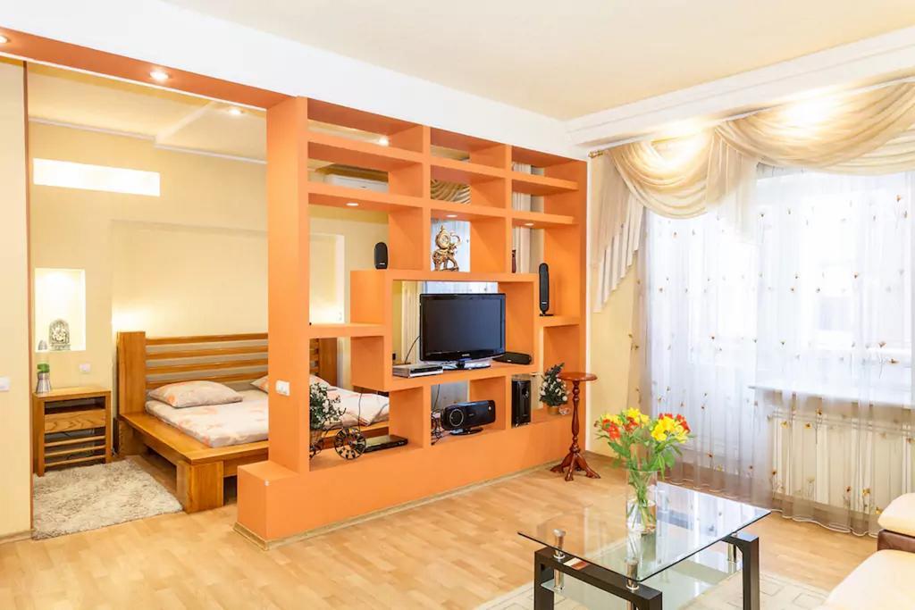 Apartment On Soborniy 177 Zaporizhia Екстериор снимка